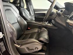 2022 Volvo XC90 Recharge Ultimate T8 Plug-In Hybrid