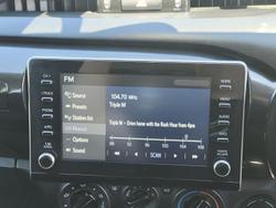 2021 Toyota
Hilux SR