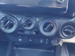 2021 Toyota
Hilux SR