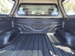 2021 Toyota
Hilux SR