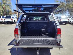 2021 Toyota
Hilux SR