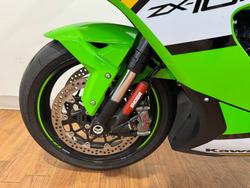 2025 Kawasaki NINJA ZX-10R GREEN