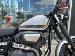 2015 Yamaha BOLT SILVER