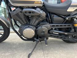2015 Yamaha BOLT SILVER
