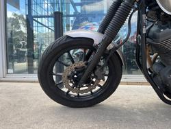 2015 Yamaha BOLT SILVER