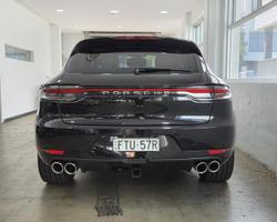 2020 Porsche
Macan S