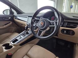 2020 Porsche
Macan S