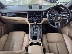 2020 Porsche
Macan S