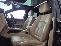 2020 Porsche
Macan S