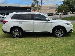 2018 Mitsubishi Outlander LS