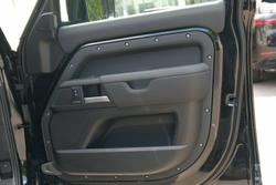 2025 Land Rover Defender 110 D250 S L663 MY25.5 AWD Santorini Black