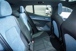 2025 Volvo
EX30 Cross Country