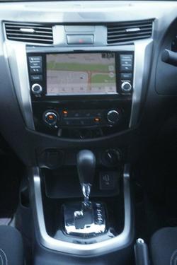 2020 Nissan Navara ST