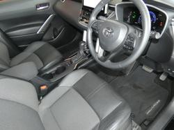 2022 Toyota Corolla Cross GXL AWD Hybrid