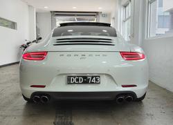 2014 Porsche
911 Carrera