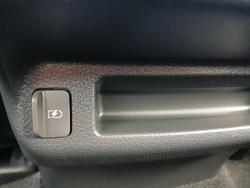 2023 Nissan Navara ST