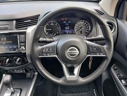 2023 Nissan Navara ST