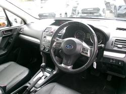 2014 Subaru Forester 2.5i Luxury