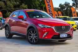 2017 Mazda
CX-3 sTouring