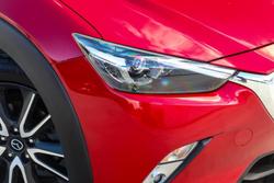 2017 Mazda
CX-3 sTouring