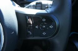 2021 MINI
Hatch Cooper Classic