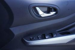 2021 Nissan
Navara ST-X