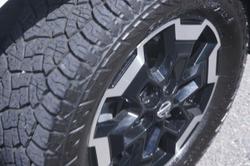 2021 Nissan
Navara ST-X