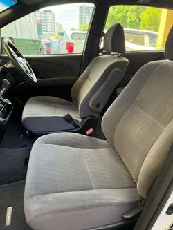 2018 Toyota Tarago GLi