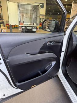 2018 Toyota Tarago GLi