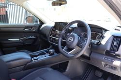 2022 Nissan
Pathfinder ST-L