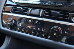 2022 Nissan
Pathfinder ST-L