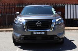 2022 Nissan
Pathfinder ST-L