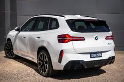 2024 BMW
                X3 20 xDrive