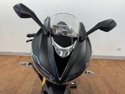 2015 Triumph DAYTONA 675 Black