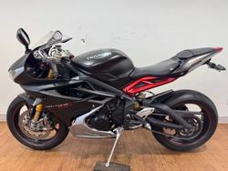 2015 Triumph DAYTONA 675 Black