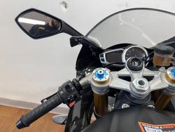 2015 Triumph DAYTONA 675 Black