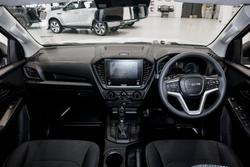 2025 Isuzu D-MAX SX High Ride