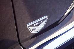 2025 MG HS Excite AS33 MY25 Black Pearl