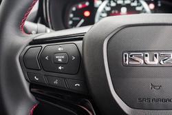 2025 Isuzu D-MAX X-TERRAIN