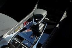 2025 MG HS Essence AS33 MY25 Black Pearl