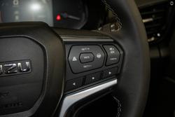 2025 Isuzu D-MAX LS-U