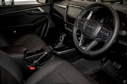 2025 Isuzu D-MAX LS-U