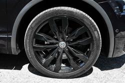 2018 Volkswagen Tiguan Wolfsburg Edition