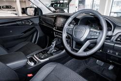 2025 Isuzu MU-X LS-U