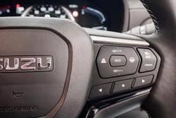 2025 Isuzu MU-X LS-U