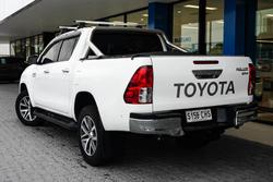 2016 Toyota Hilux SR5