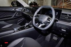 2025 MG HS Hybrid+ Essence AS33H MY25 Black Pearl