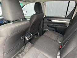 2019 Toyota Hilux SR5