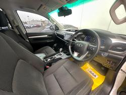 2019 Toyota Hilux SR5