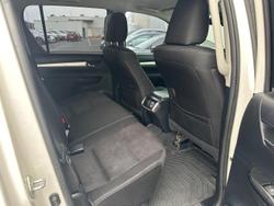 2019 Toyota Hilux SR5